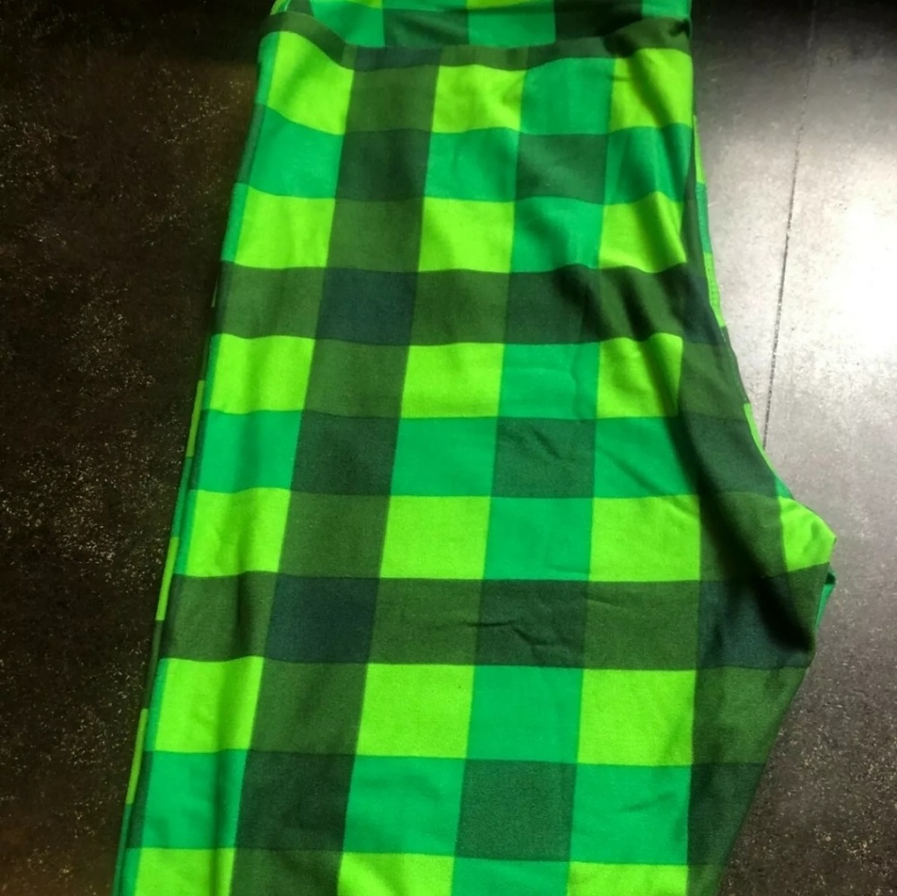 Lularoe TC2 Buffalo Plaid Leggings
